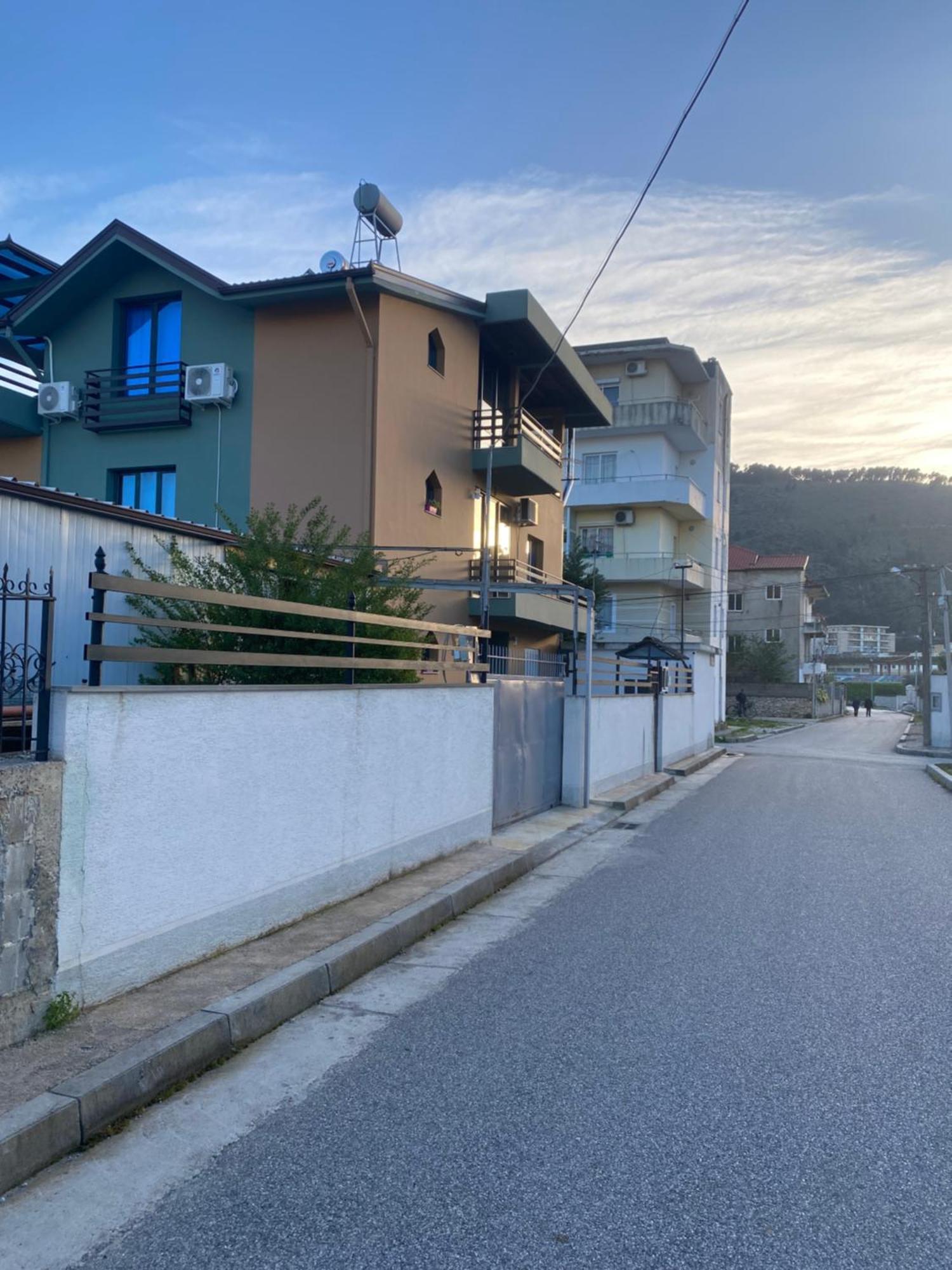 Vila Ajdinaj Berat Exterior photo